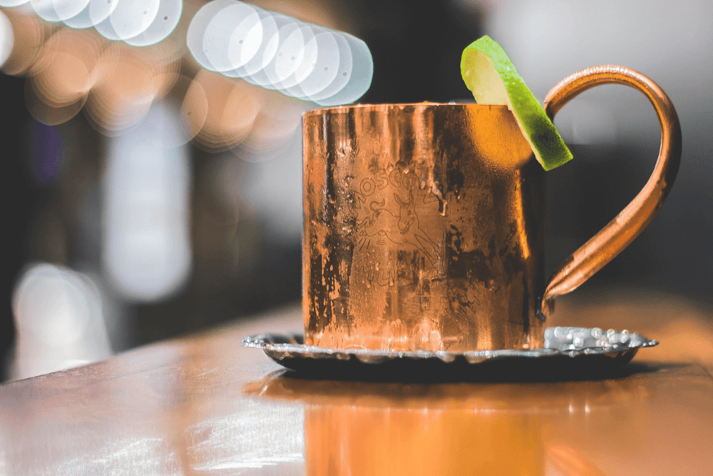 Cocktail Moscow Mule in tazza di rame